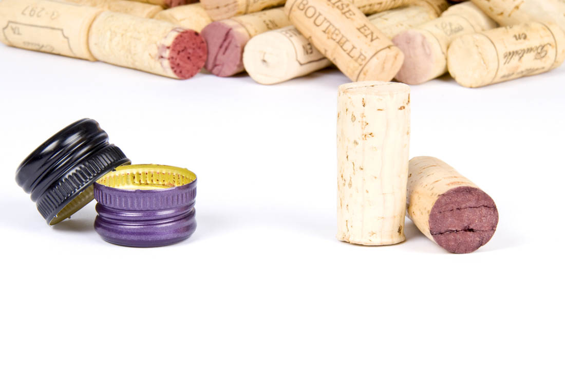 Which Wines Should You Opt For – Cork Or Screwcap?