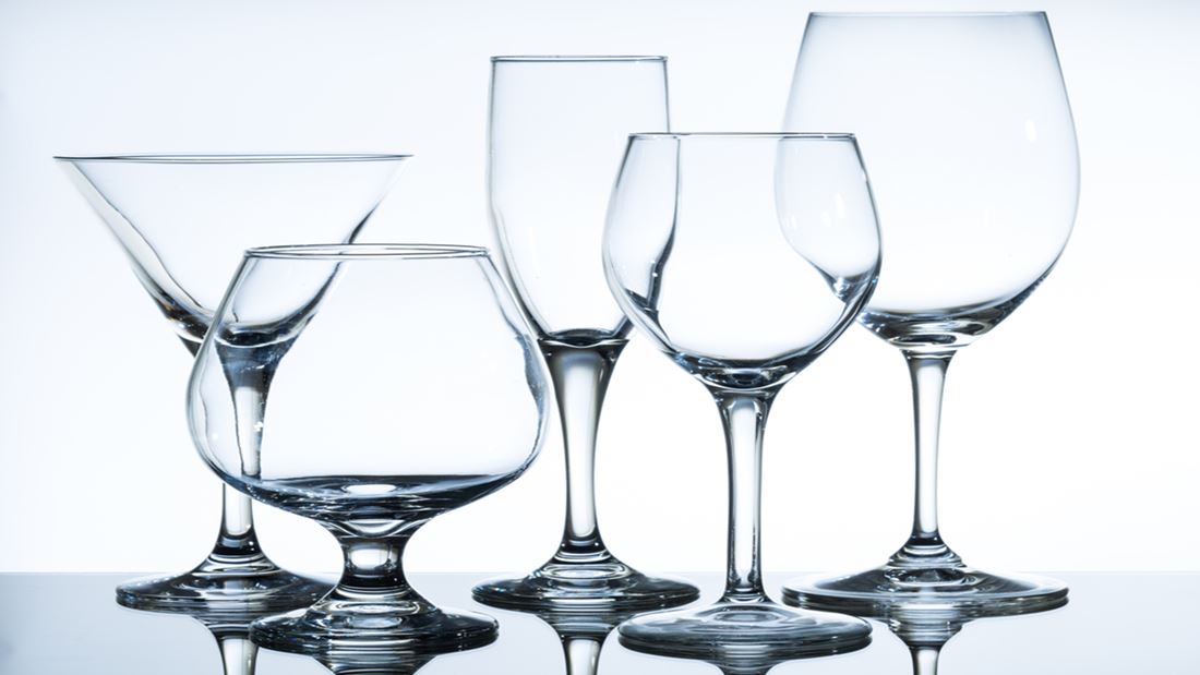 https://signaturecellars.com.au/wp-content/uploads/2017/02/wine-glass-types.jpg