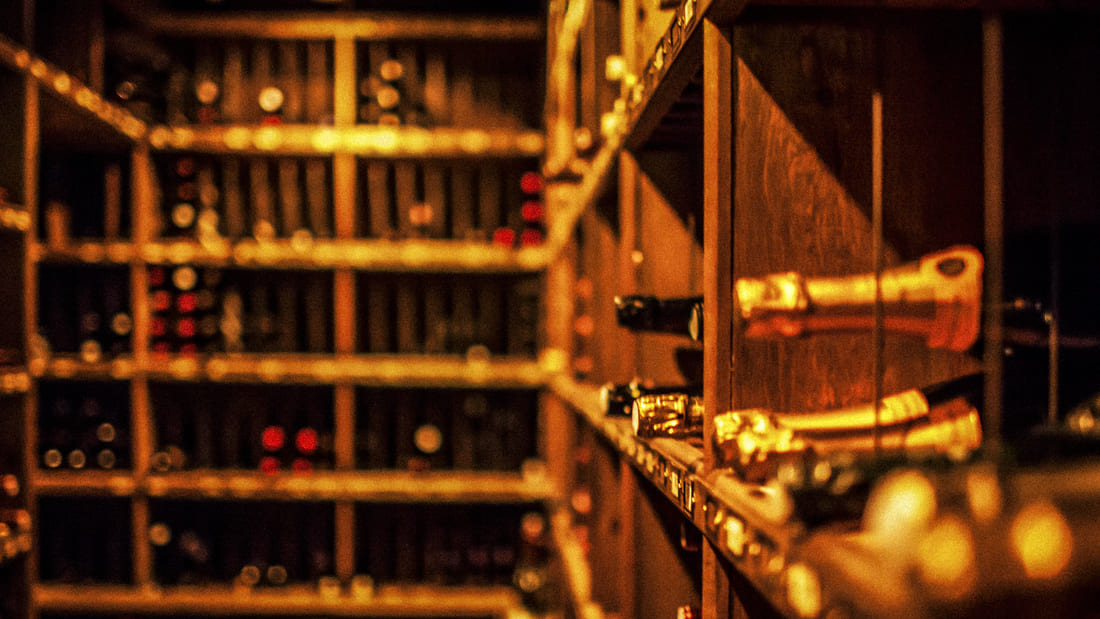 custom wine cellar organisation tips